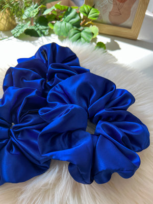 Scrunchies and Sustainable Fashion: A Perfect Pairing